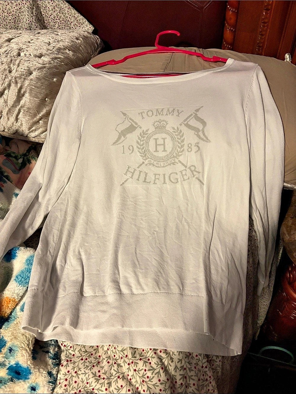 Tommy Hilfiger Long Sleeve Logo Sweatshirt in White